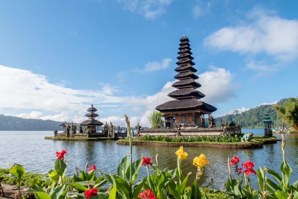 Andara Travel merupakan perusahaan layanan transportasi travel Jakarta terbaik. Kami menyediakan berbagai layanan travel dengan armada yang lengkap yang bisa Anda gunakan untuk perjalanan Anda ke berbagai daerah tujuan Anda.