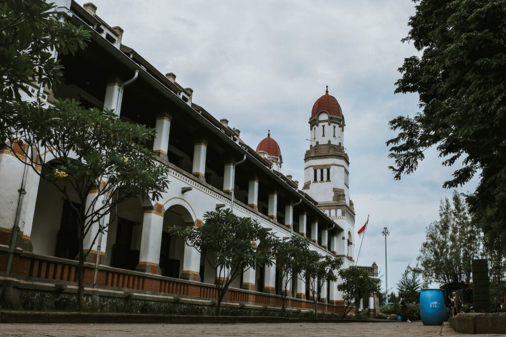 info dan travel jakarta candisari